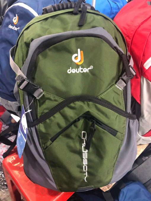 backpack deuter